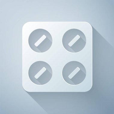 Kağıt kesiği haplar gri arka planda izole edilmiş. İlaç paketi. Tablet, vitamin, antibiyotik, aspirin. Kağıt sanatı tarzı. Vektör İllüstrasyonu