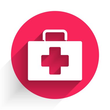Uzun gölgeli beyaz ilk yardım çantası simgesi. Haçlı sağlık kutusu. Acil durumlar için tıbbi ekipman. Sağlık sigortası konsepti. Kırmızı daire düğmesi. Vektör İllüstrasyonu