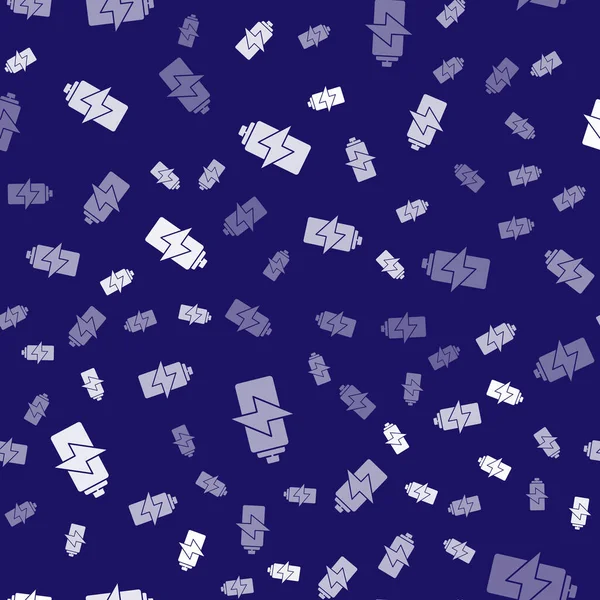 Beyaz Batarya simgesi mavi arka planda izole edilmiş. Şimşek sembolü. Vektör İllüstrasyonu