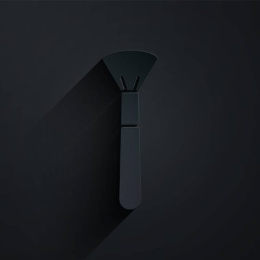 Kağıt kesiği makyaj fırçası simgesi siyah arkaplanda izole edildi. Kağıt sanatı tarzı. Vektör İllüstrasyonu