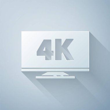 Gri arkaplanda 4k Ultra HD video teknolojisi ikonu bulunan kağıt kesimi ekran TV. Kağıt sanatı tarzı. Vektör İllüstrasyonu