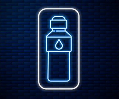 Parlayan neon hattı. Duvarın arkasında izole edilmiş bir su ikonu şişesi. Soda su içme tabelası. Vektör İllüstrasyonu