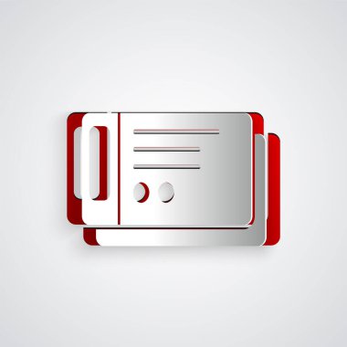 Kağıt kesiği seyahat bileti simgesi gri arka planda izole edildi. Tren, gemi, uçak, tramvay, otobüs. Seyahat servisi konsepti. Kağıt sanatı tarzı. Vektör İllüstrasyonu