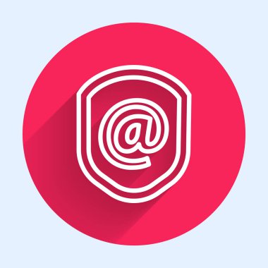 Posta ve e-posta ikonunun uzun gölgeli olduğu beyaz çizgi kalkanı. Gardiyan. Güvenlik, güvenlik, koruma, gizlilik kavramı. Kırmızı daire düğmesi. Vektör İllüstrasyonu