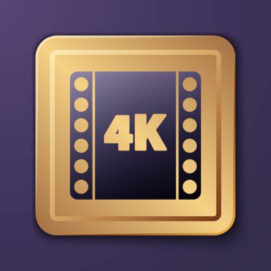 Mor 4K film, bant, çerçeve simgesi mor arkaplanda izole edilmiş. Altın kare düğme. Vektör İllüstrasyonu