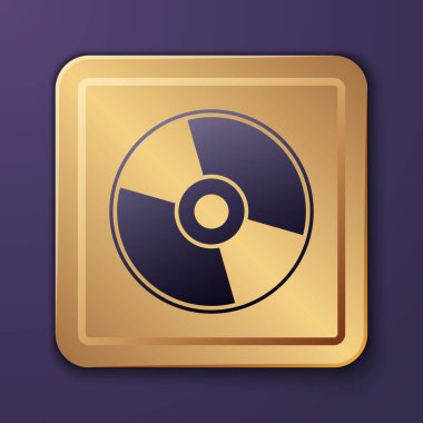 Mor CD veya DVD disk simgesi mor arkaplanda izole edildi. Küçük disk işareti. Altın kare düğme. Vektör İllüstrasyonu