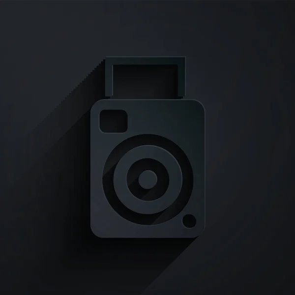 紙カット黒い背景に隔離された写真カメラのアイコン カメラのアイコン 紙のアートスタイル ベクターイラスト — ストックベクタ