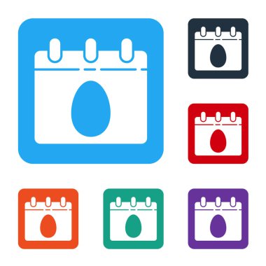 Beyaz arka planda Paskalya yumurtası ikonu olan beyaz takvim. İlkbahar Hristiyan bayramı sembolü. Renkli kare düğmelerle simgeleri ayarla. Vektör İllüstrasyonu