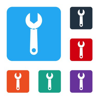 Beyaz anahtar simgesi beyaz arkaplanda izole edildi. Renkli kare düğmelerle simgeleri ayarla. Vektör İllüstrasyonu