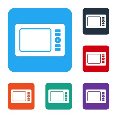 Beyaz arkaplanda izole edilmiş beyaz grafik tableti simgesi. Renkli kare düğmelerle simgeleri ayarla. Vektör İllüstrasyonu