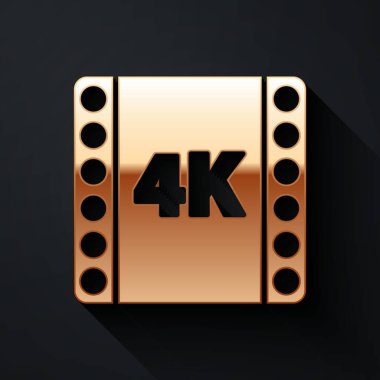 Altın rengi 4k film, bant, çerçeve simgesi siyah arka planda izole edilmiş. Uzun gölge tarzı. Vektör İllüstrasyonu