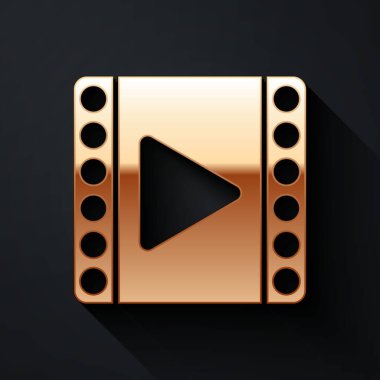 Siyah arkaplanda Gold Play Video simgesi izole edildi. Film şeridi tabelası. Uzun gölge tarzı. Vektör İllüstrasyonu
