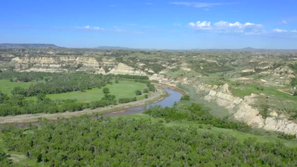 Aerial Drone Shot Theodore Roosevelt National Park — Stock Video