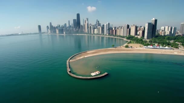 Chicago Beach Skyline Landscape — Stock Video