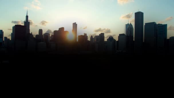 Σικάγο Skyline Στο Ηλιοβασίλεμα — Αρχείο Βίντεο