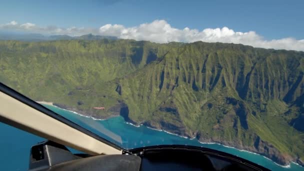 Helicopter Tour Pali Coast Kauai Island Hawaii — Stock Video