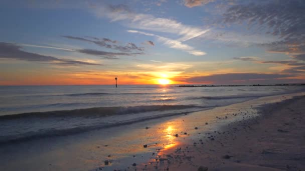 Incrível Praia Pôr Sol Movimento Tiro Lento Movimento Oceano Ondas — Vídeo de Stock