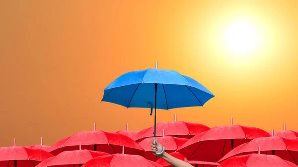 Het Verschil Leiding Nemen Het Bedrijfsleven Hand Van Mens Met — Stockfoto