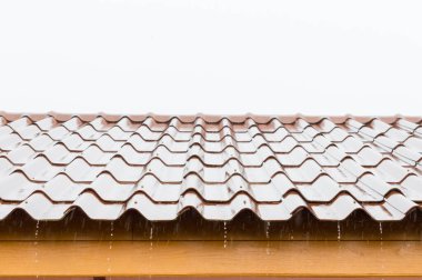 Çatıya Yağmur yağar