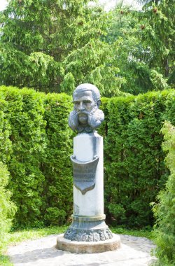 Ukraynalı Hetman Ivan Skoropadsky anıt