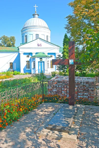 Τάφος του γενικού Mikhail Dragomirov, περιοχή σε Sumy Ουκρανία — Φωτογραφία Αρχείου