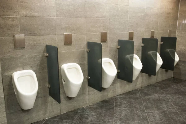 Many urinals in a toilet — Stock Photo, Image