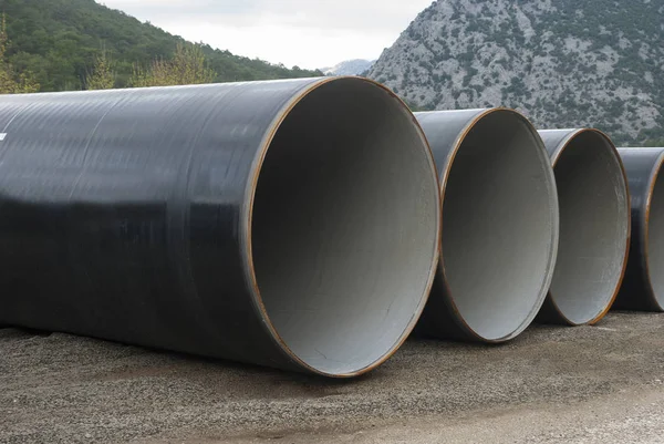 Büyük çaplı metal borular