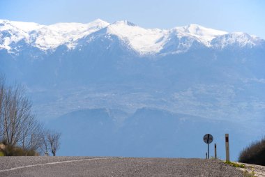 Türkiye'de dağ yolu.