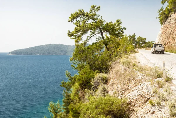 Akdeniz kıyısında. Akayaka, Türkiye'de çevre Gekova Bay