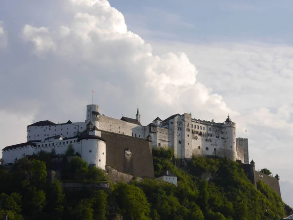 Avusturya Nın Salzburg Kentindeki Hohensalzburg Kalesi — Stok fotoğraf