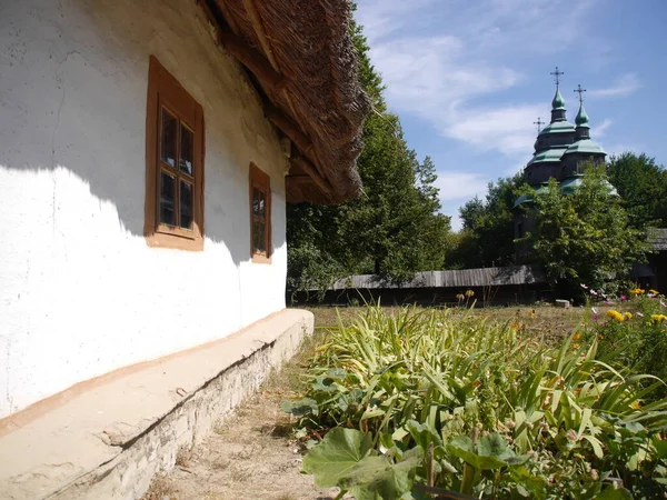 Vieilles Maisons Traditionnelles Ukrainiennes Architecture Rurale Typique Paysage Extérieur Été — Photo