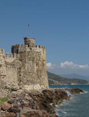 Mersin ilinin Akdeniz Anamur ilçesine bağlı Mamure Castle, Türkiye