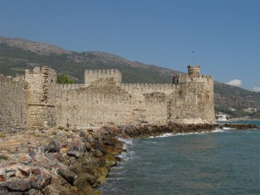 Mersin ilinin Akdeniz Anamur ilçesine bağlı Mamure Castle, Türkiye