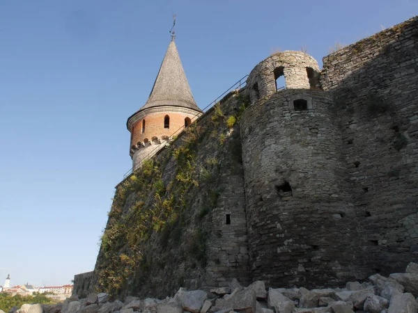 Castelo Medieval Cidade Kamyanets Podilsky Ucrânia Uma Fortaleza Formidável Forte — Fotografia de Stock