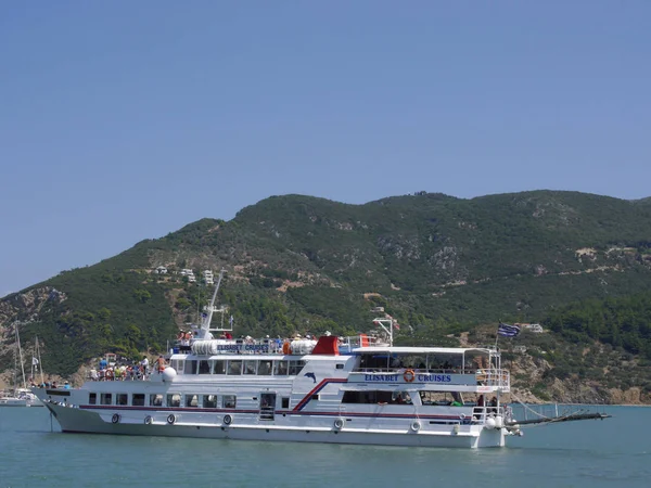 Наслаждение Лодка Туристами Заливе Скопелос Скопелос Остров Греция — стоковое фото