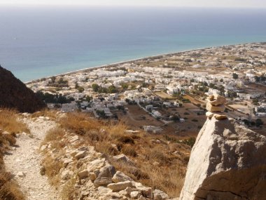 Mesa Vouno Dağı 'ndan Santorini adasının panoramik manzarası