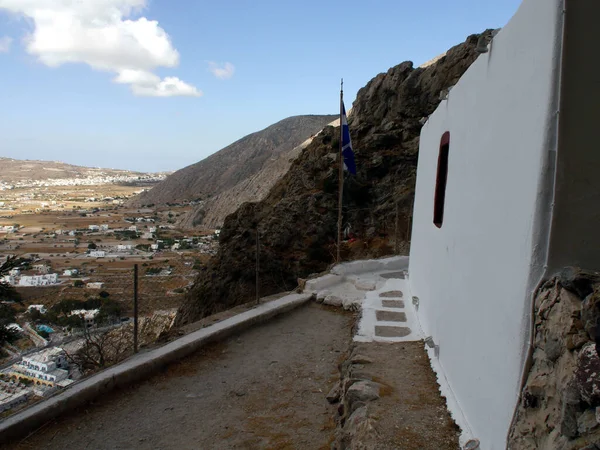 Iglesia Ortodoxa Panagia Katefiani Montaña Mesa Vouno Isla Santorini Grecia —  Fotos de Stock