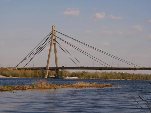 Puente Norte Puente Moscú Sobre Río Dniéper Desde Obolonskaya Embankment — Foto de Stock
