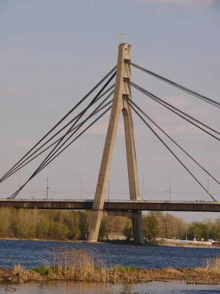 Puente Norte Puente Moscú Sobre Río Dniéper Desde Obolonskaya Embankment — Foto de Stock