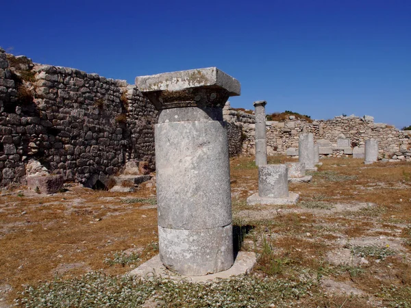 Antigua Thira Thera Una Antigua Ciudad Situada Escarpado Cabo Rocoso — Foto de Stock