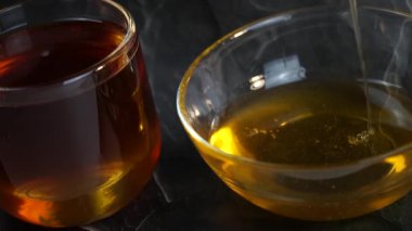 Sağlıklı doğal balın yakın çekim görüntüleri