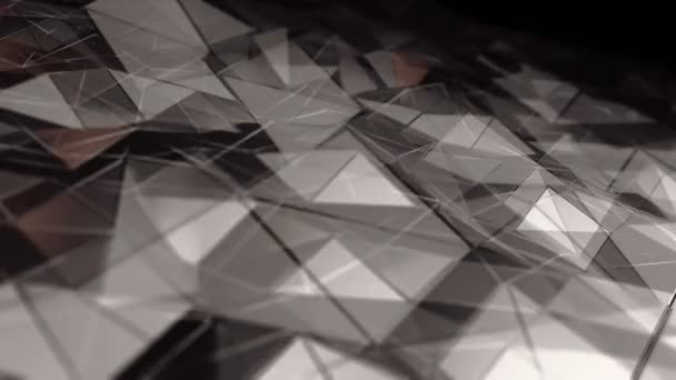 用黑色背景上的玻璃在暗金色波浪光滑多边形表面动画的抽象背景 无缝回路动画 — 图库视频影像