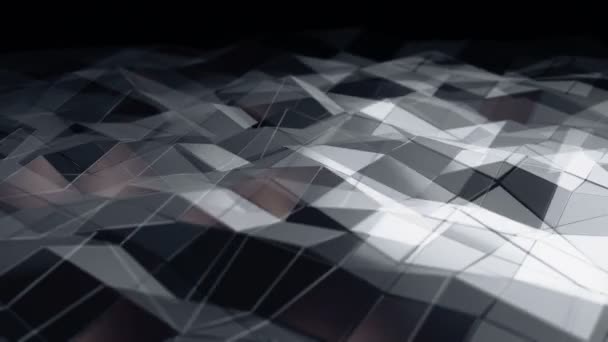 黒の背景にガラスから滑らかな多角形の表面を振って灰色のアニメーションと抽象的な背景 シームレスなループのアニメーション — ストック動画