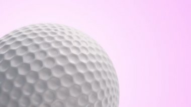 Golf için yavaş dönen topun animasyonu. Gerçekçi dokuya ve ışığa sahip yakın çekim görüntüsü. Kusursuz döngünün animasyonu.