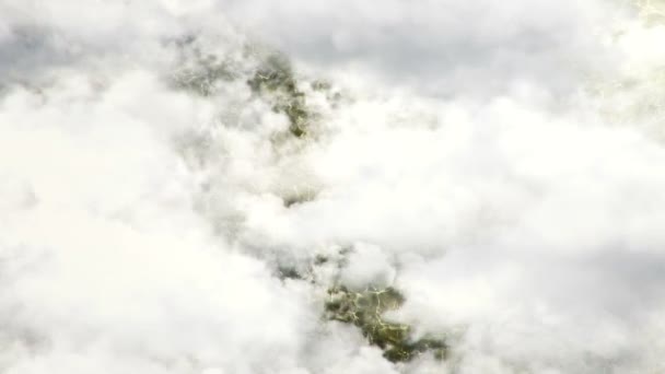Анімація Польоту Над Білими Хмарами Фоні Неба Анімація Безшовної Петлі — стокове відео