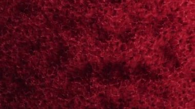 Altıgenlerden gelen metalik yüzey dalgalanması ile soyut bir arkaplan. Kusursuz döngünün animasyonu.