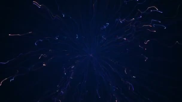 飛行花火のアニメーションと抽象的な背景カラフルな粒子光 シームレスループのアニメーション — ストック動画