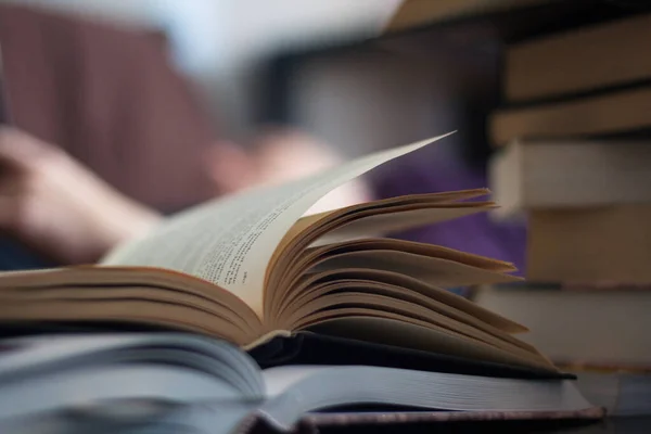 Coronavirus Man Reading Times Quarantine Man Locked Home Spends Afternoon — Stock Photo, Image