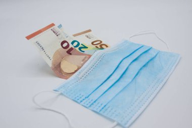 Ffp2 maskesi. Pandemik zamanda piyasa değeri. Sağlık ve İş.