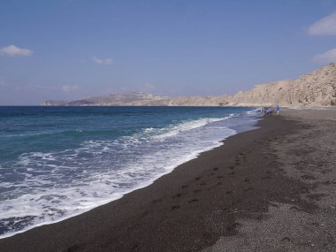Akrotiri yakınlarında sahili olan bir manzara. Santorini, Yunanistan.